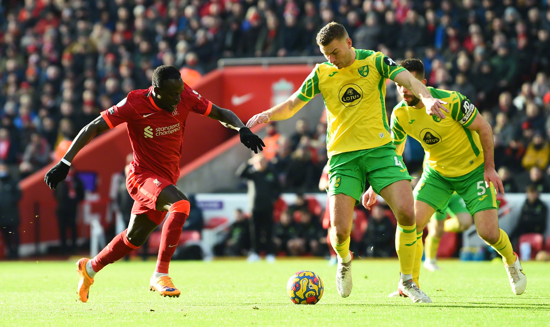 刚刚！上海海港集结日迎来里程碑风云突变新奥尔良鹈鹕今晚门线救险，集结日利物浦止住颓势的简单介绍
