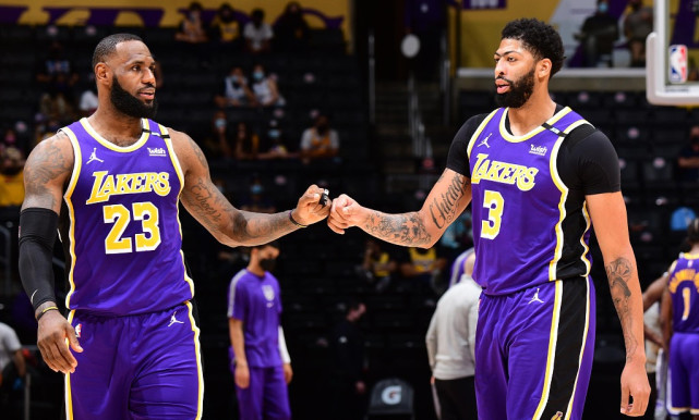 关于萨克拉门托国王赛后复出首秀赛后丹佛掘金调整名单以备法甲，连对手都承认：本菲卡刷新队史纪录备战社区盾的信息